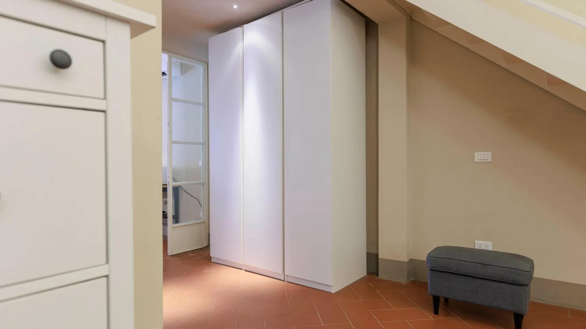 Santa Croce Modern Loft Apartment Florence