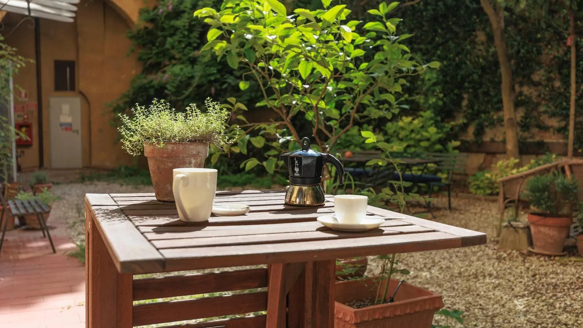 Santa Croce Modern Loft Apartment Florence Italy