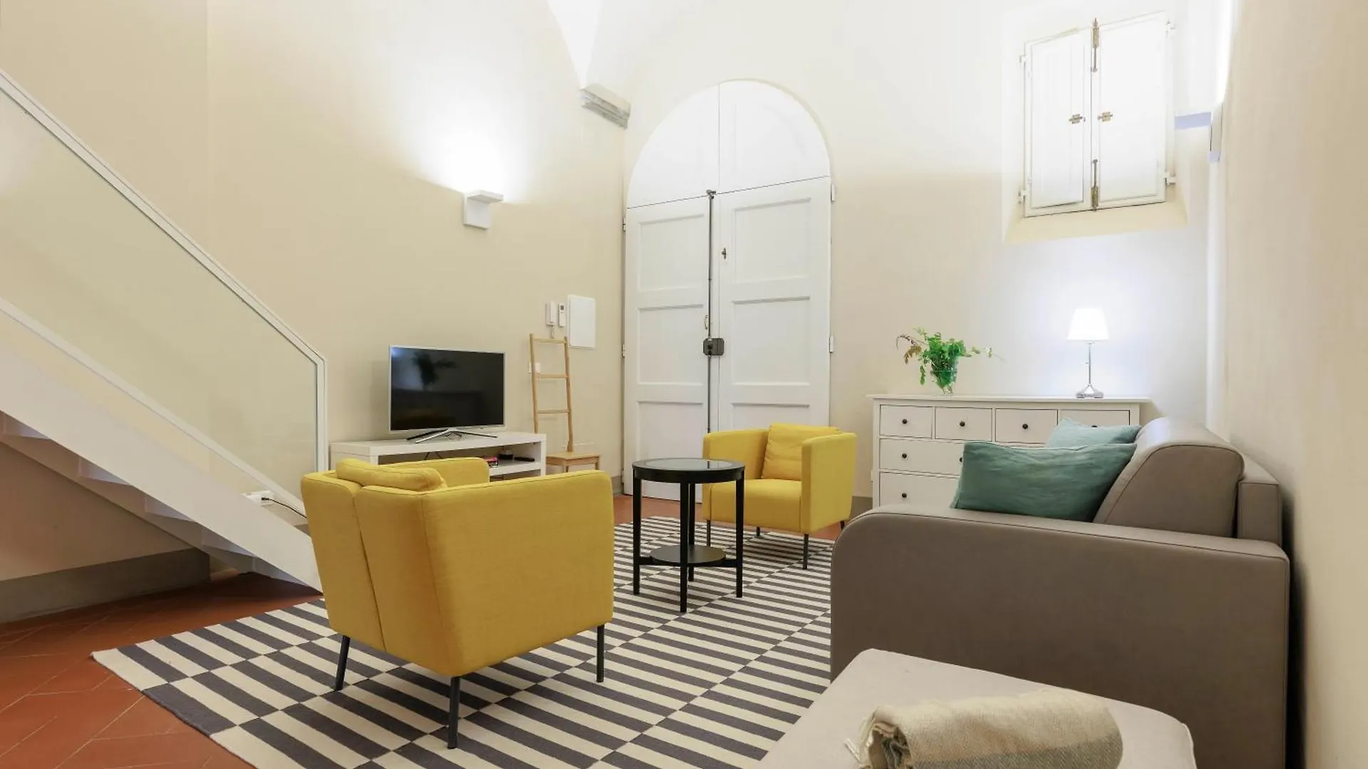 Santa Croce Modern Loft Apartment Florence